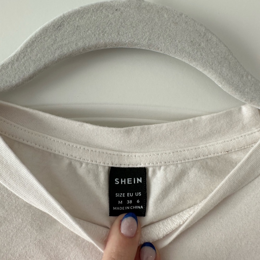 SHEIN Drawstring Ruched Solid Tee - Picture 4 of 5